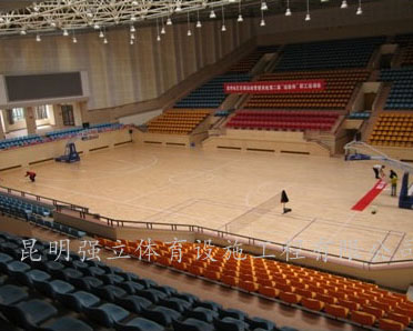 云南省安寧市體育館籃球場體育木地板工程
